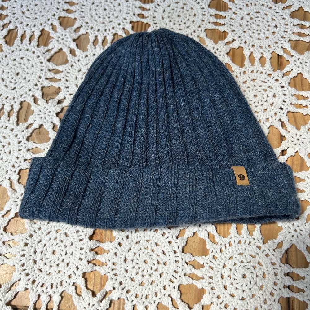 Fjallraven Beanie Blue Hat Cap Warm One Size. No flaws. Great Hat!